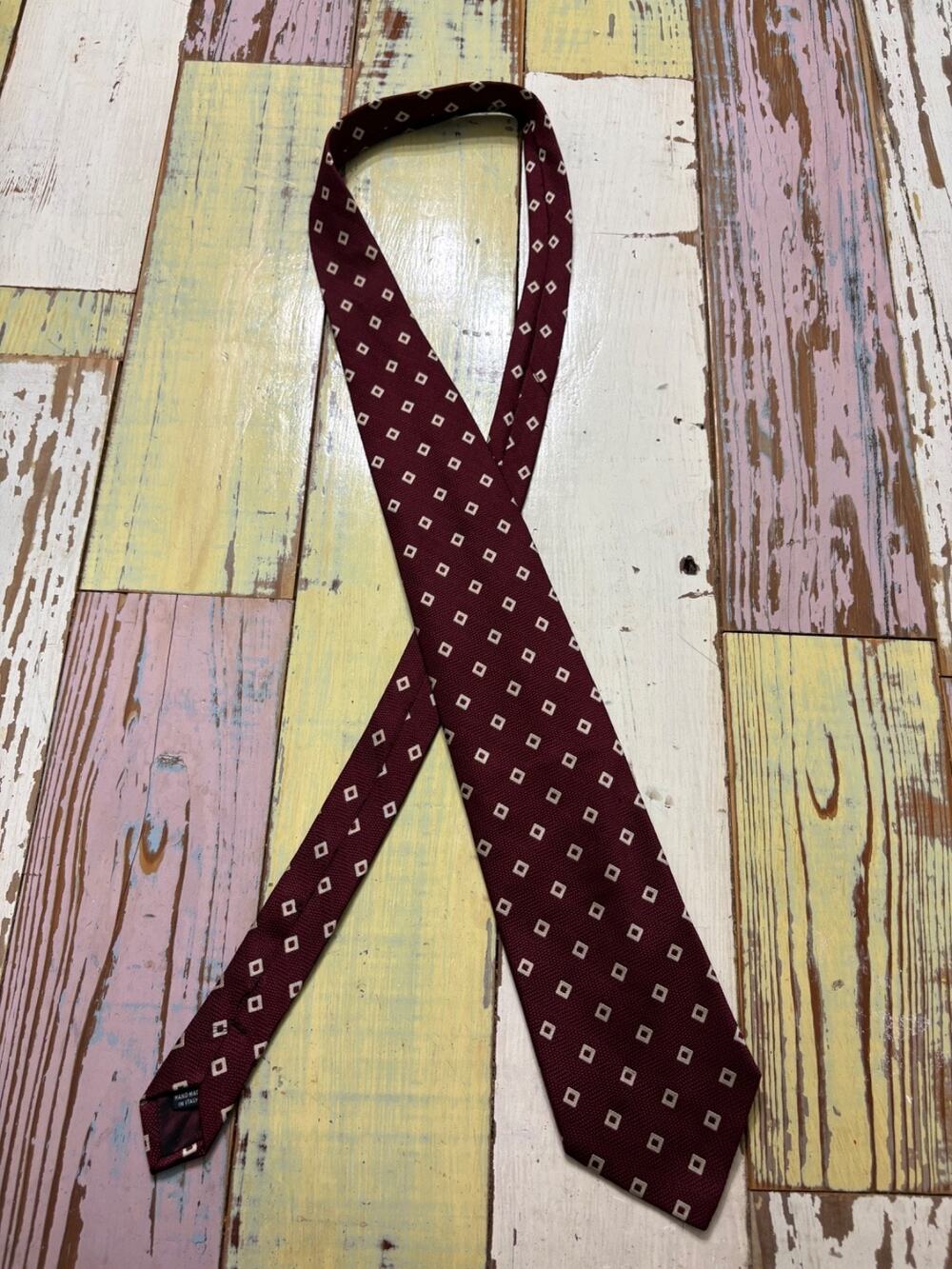 Britches of Georgetown mens tie Burgundy Geometric Design